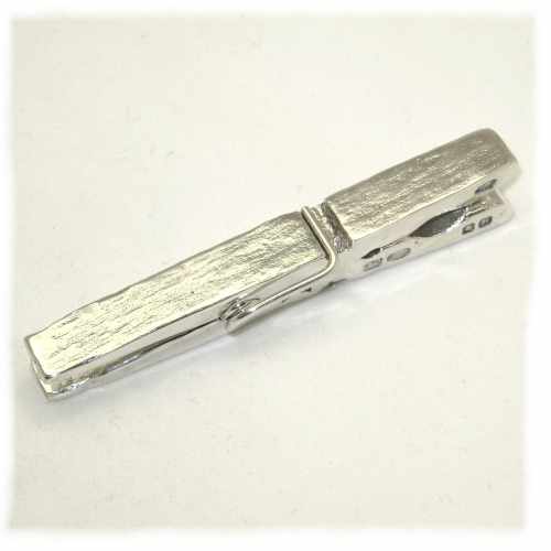 Textured silver clothes peg